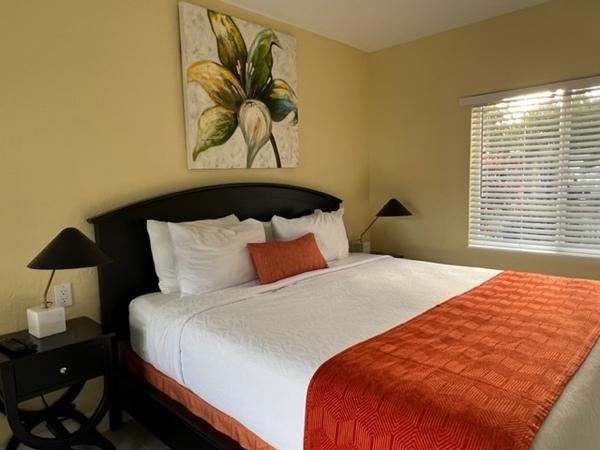 05 Key Largo Suite Photo 1