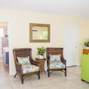 25 Sunset Villa Photo 3