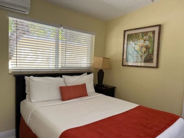 06 Hibiscus Cottage Photo 5