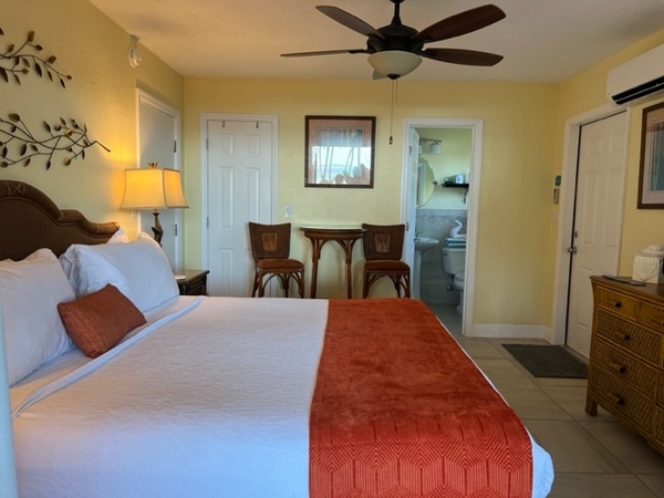 26 Palm Balcony Photo 1