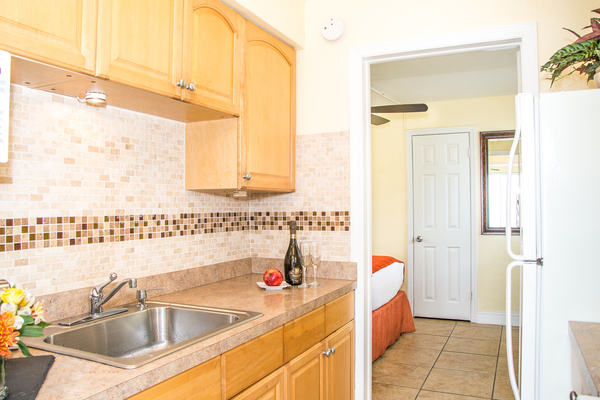 03 Seaside Cottage Photo 2